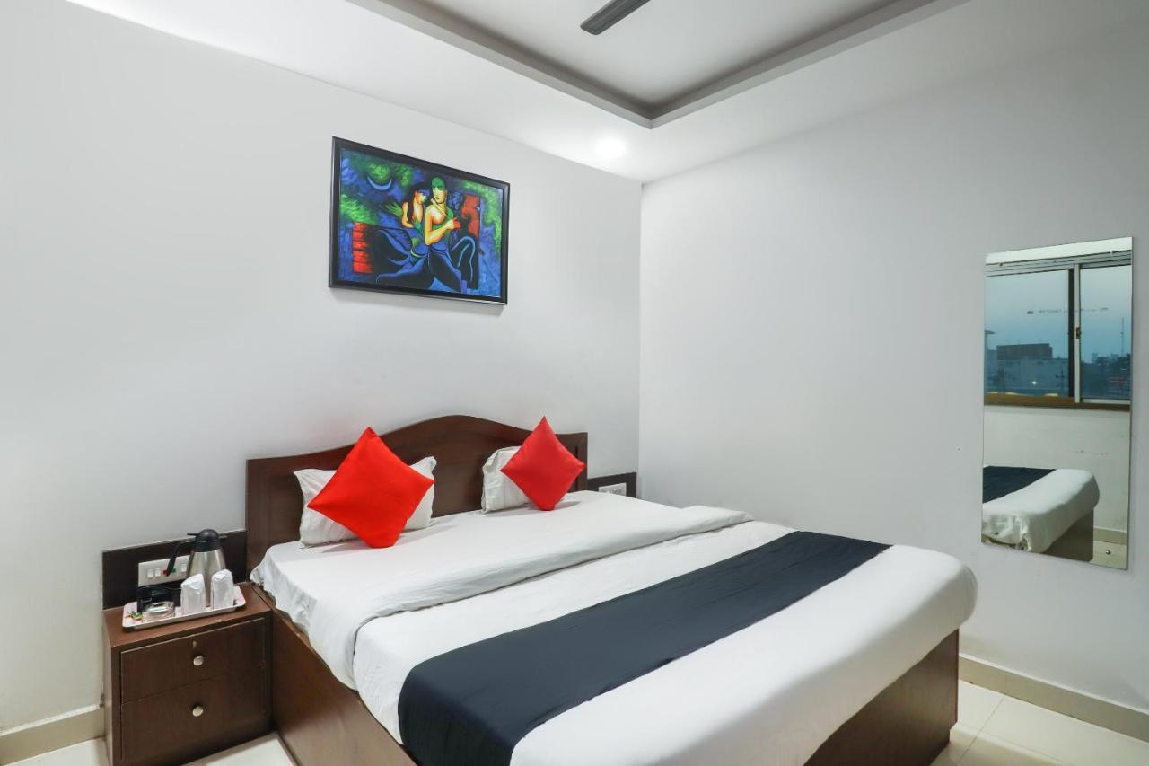 Capital O 70631 Hotel Dwarka International Darbhanga Exterior photo